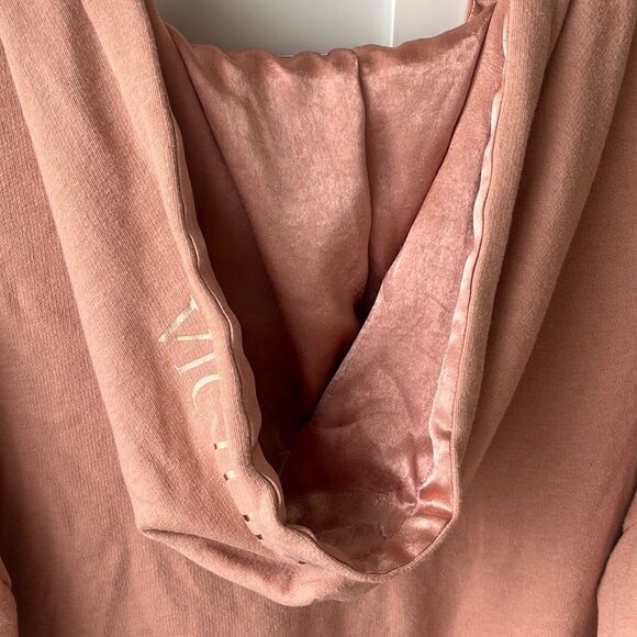 Victoria’s Secret hooded sweatshirt pink size medium - Picture 6 of 9